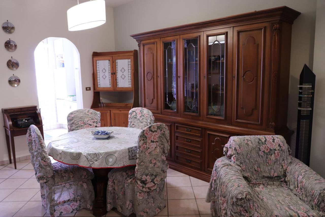 La Casa Di Valentino - Grazioso Ed Ampio Bilocale Asti Exterior foto